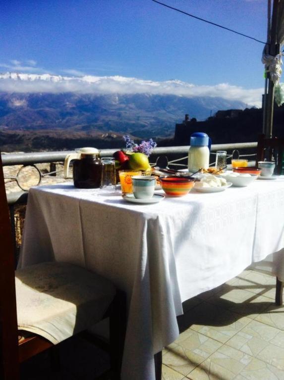 Ruols Guesthouse Αργυρόκαστρο Εξωτερικό φωτογραφία