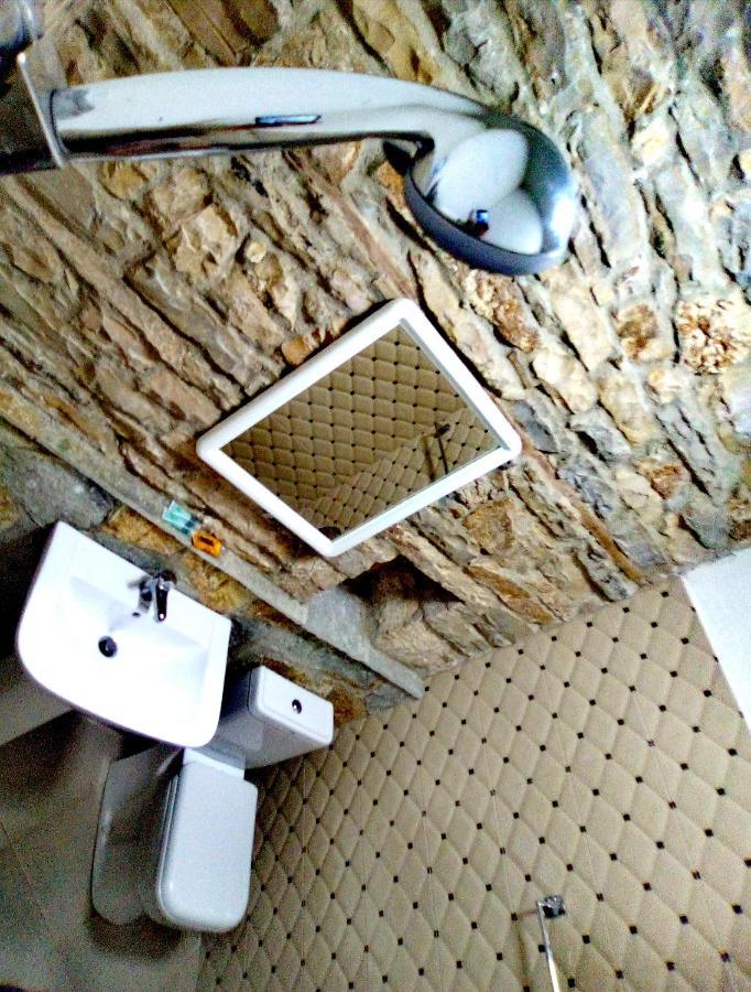 Ruols Guesthouse Αργυρόκαστρο Εξωτερικό φωτογραφία